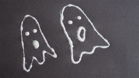 Crafts for Kids: Glitter Glue Ghost Art | KCTS 9
