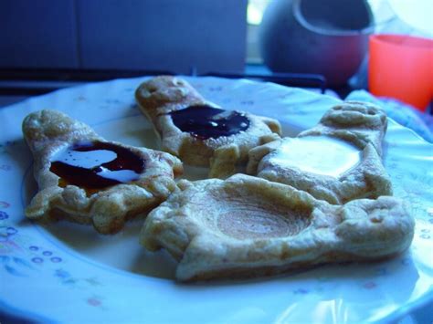 Free picture: penguin, shaped, waffles, fillings