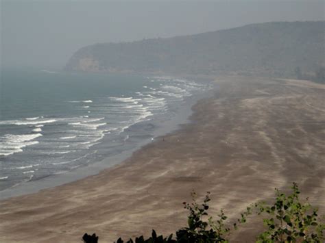 Sri Harihareshwar Temple and Beach - Konkankatta.in