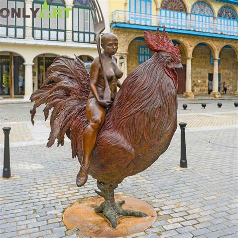 What Does A Giant Rooster Statue Mean? | onlyart sculpture co.,ltd