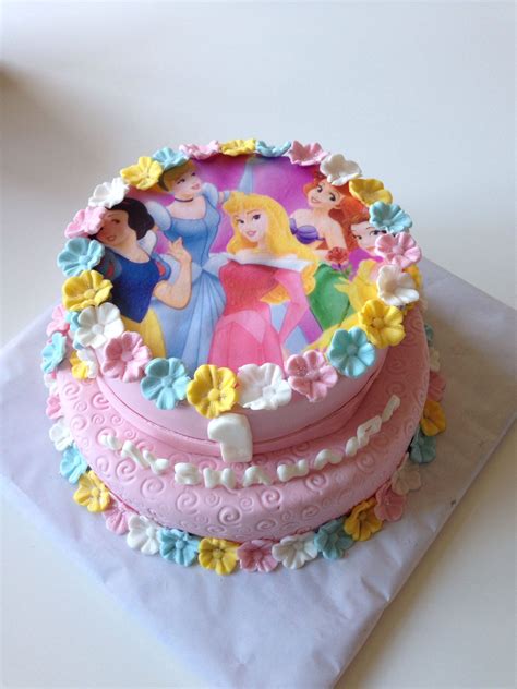 Princess cake Disney | Disney princess birthday cakes, Princess birthday cake, Cake writing