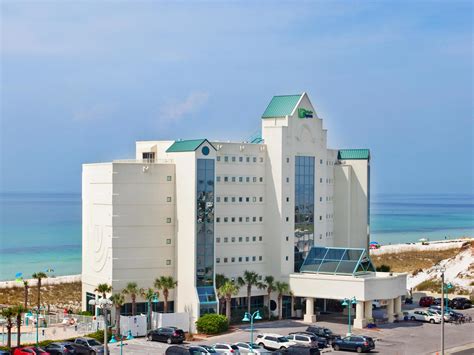 Pensacola Beach Hotel on Fort Pickens Rd - Holiday Inn Express