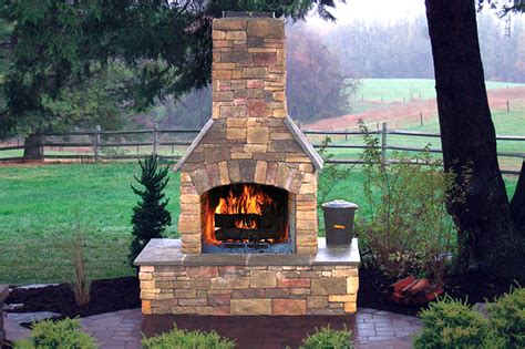 Outdoor Fireplace Experts: The #1 Dealer for Outdoor Fireplaces