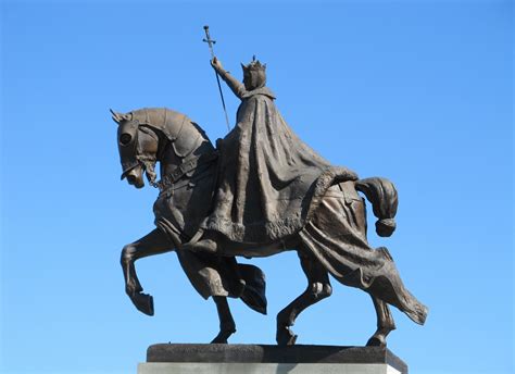 France's King Louis IX Statue Free Stock Photo - Public Domain Pictures