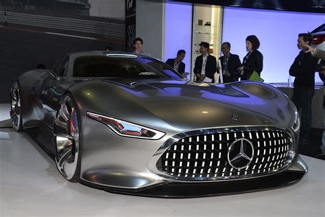 Mercedes-Benz AMG Vision Gran Turismo Looks Badass Live as Well ...