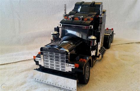 Lego Semi Truck Chrome 8285 Big Rig 18 Wheeler Mack Peterbuilt Tractor ...