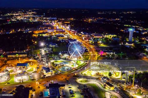 Night Summer Aerial View Of Hwy 76 Strip In Branson Missouri High-Res Stock Photo - Getty Images