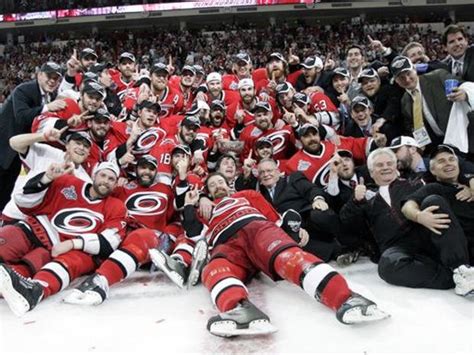 2006 Stanley Cup: Game 7 - Photo 8 - Pictures - CBS News