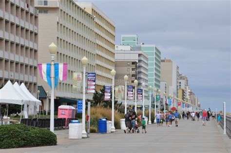 Beach and Boardwalk at Virginia Beach Editorial Stock Photo - Image of ocean, boardwalk: 59854023