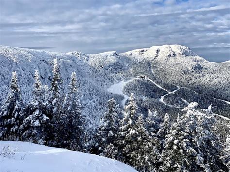 Beautiful Snow Day at the Stowe Mountain Ski Resort Vermont Stock Image ...