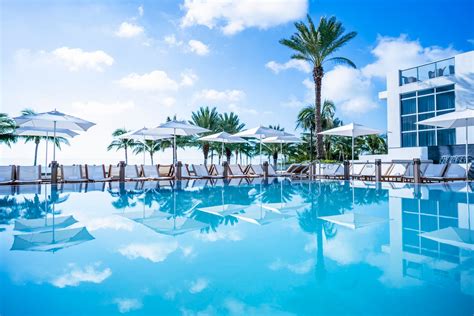 Best Pools in Miami Beach | Eden Roc Hotel Miami Beach