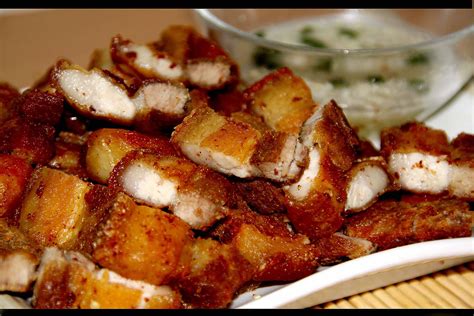 Filipino Food and Recipes: Lechon Liempo