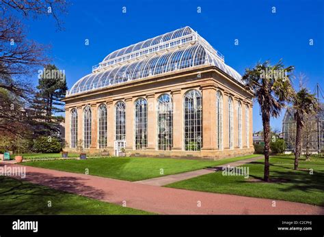 Palm House and entrance to glasshouses in The Royal Botanic Garden in ...