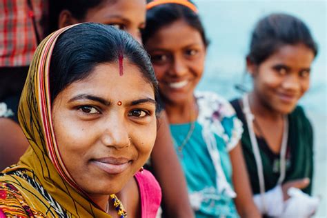 Young Indian Women, Sidhi India | Adam Cohn | Flickr