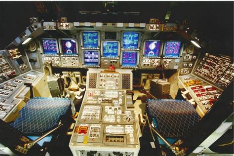 Cockpit of Space Shuttle Discovery. Isn't this an amazing view! | Nasa ...