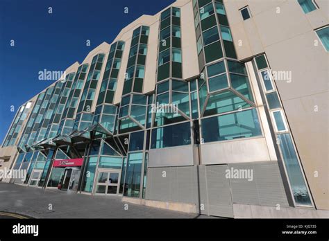 Jurys Inn Brighton Waterfront Stock Photo - Alamy