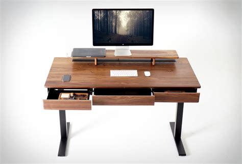 Elegantly Organized Smart Desks : Woolsey Smart Desk