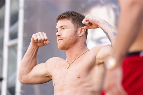 Photos: Canelo Alvarez vs. Billy Joe Saunders weigh-in