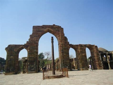 Quwwat-ul-Islam Mosque (New Delhi) - 2021 What to Know Before You Go (with Photos) - Tripadvisor