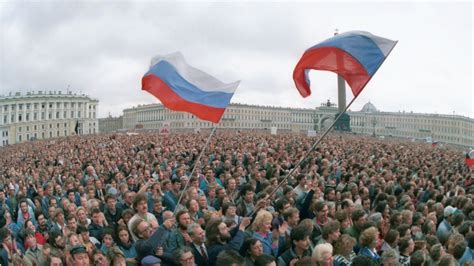 Soviet-Era Dissidents Decry Moscow's Rejection Of A 1991 Putsch Commemoration