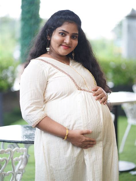 Maternity Onam Wear - Chithra