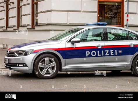 Austrian police car, Vienna, Austria Polizei Stock Photo - Alamy