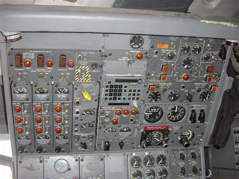 727-22 N7015U: Flight Engineer panel, upper | Ian Abbott | Flickr