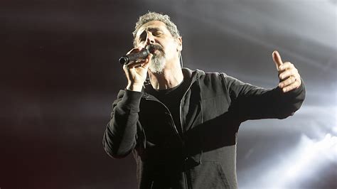 Serj Tankian Releases New Solo EP Elasticity: Stream