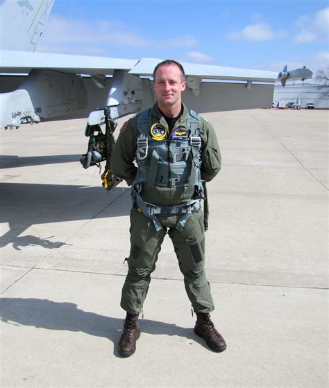 The Aero Experience: Historian, Navy Pilot Present U.S. Navy Blue Angels Experiences to EAA ...