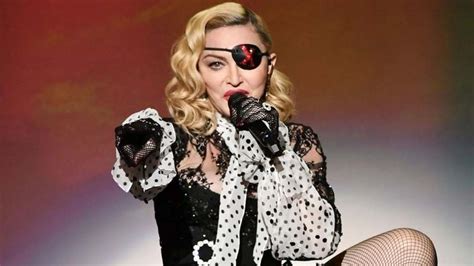 Madonna is co-writing and directing her own biopic - Celebrity - Images