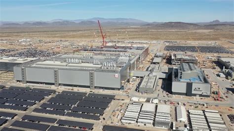 TSMC tops out second fabrication facility at Phoenix campus - Phoenix ...