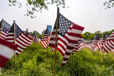 See the 37,000 flags fly on Boston Common for Memorial Day | WBUR News