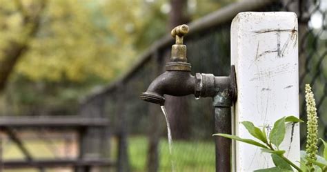 10 Different Types of Outside Water Faucets0