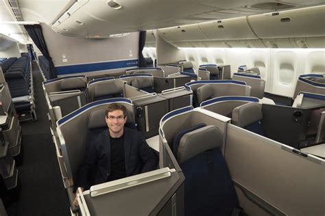 Where to Sit When Flying United’s New 777-200: Polaris Business Class - The Points Guy