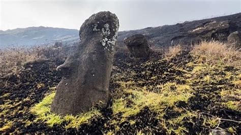 Easter Island statues suffer 'irreparable' damage in fire | World News ...