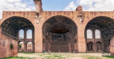 Basilica of Maxentius, Rome - Book Tickets & Tours | GetYourGuide.com