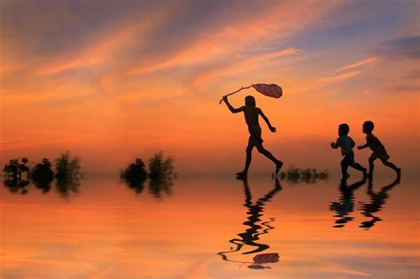 500px / Photo "Running tomorrow" by Saravut Whanset | Sunset photography, Sunset images, Shadow ...