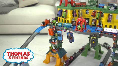 How to Assemble Thomas & Friends Super Station | Toys | Thomas & Friends - YouTube