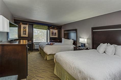 HAMPTON INN & SUITES ELYRIA - Updated 2024 Prices & Hotel Reviews (Ohio)