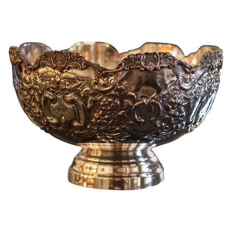 Vintage and Antique Silver Bowls - 85 For Sale at 1stDibs | antique silver bowls, antique silver ...