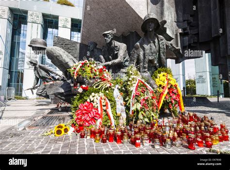 1944 Warsaw Uprising Monument on Warsaw uprising Remembrance Day ...