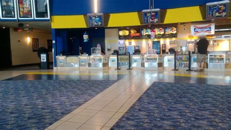 Reading Cinemas Grossmont Center 10 - La Mesa - La Mesa, CA | Yelp