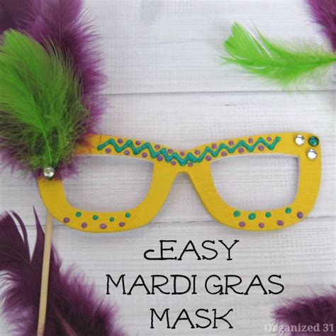 Easy DIY Mardi Gras Mask – Craft Gossip