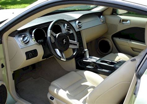 2005 Ford Mustang Interior Parts