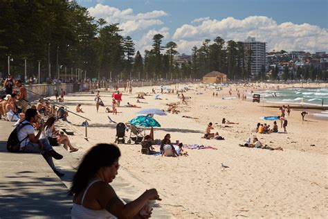 Covid-19 Cluster in Sydney’s Northern Beaches Grows to 129 Cases - Bloomberg