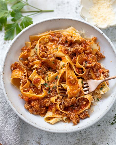 Stovetop Fettuccine Bolognese (In Half the Time) - Familystyle Food