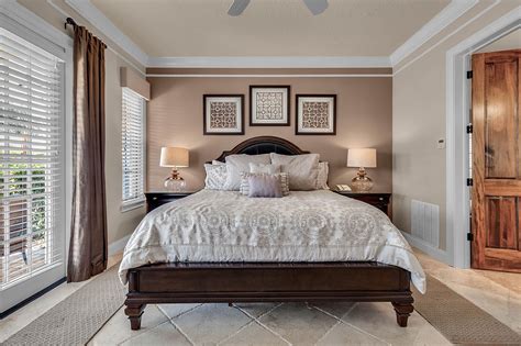 Brown Bedroom Decor | Bedroom color schemes, Bedroom colors, Brown bedroom decor