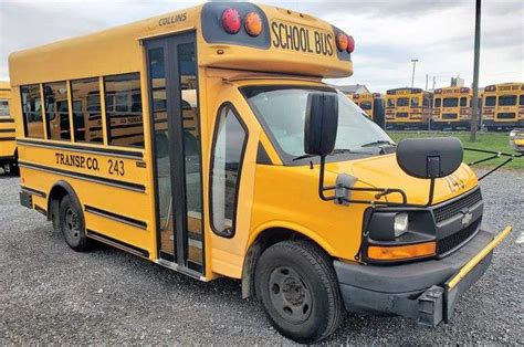 (1) 2010 CHEVROLET EXPRESS 3500 COLLINS SMALL SCHOOL BUS located in WILLOW STREET, PA - Mathies ...