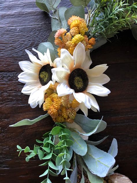 Neutral Sunflower Wood Slice Wreath | Etsy