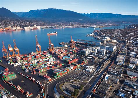 Vancouver Port Traffic Falls as Canadian Economy Struggles